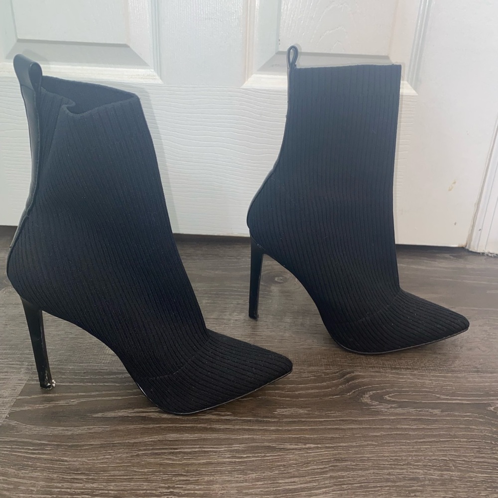 Steve Madden Black Booties Size 10 - image 1